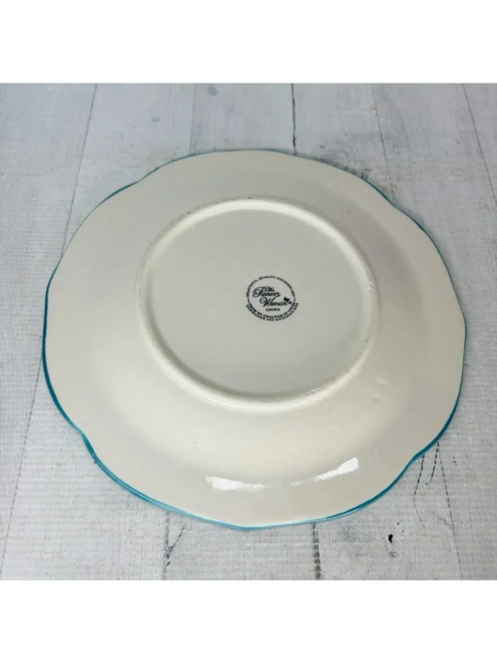 The Pioneer Woman VINTAGE BLOOM Scallop Floral  Teal Trim Stoneware Dinner Set 3